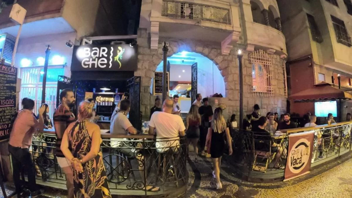 8 Hostels em Copacabana com Excelente Custo-Benefício: Onde Ficar em 2025